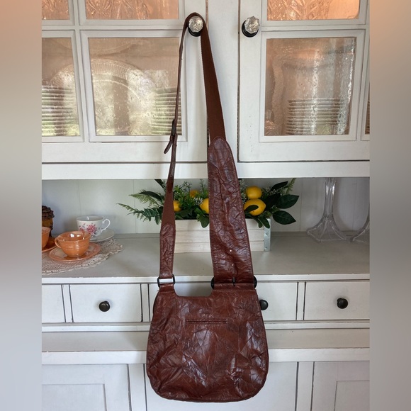 Cross body bag - Picture 2 of 8